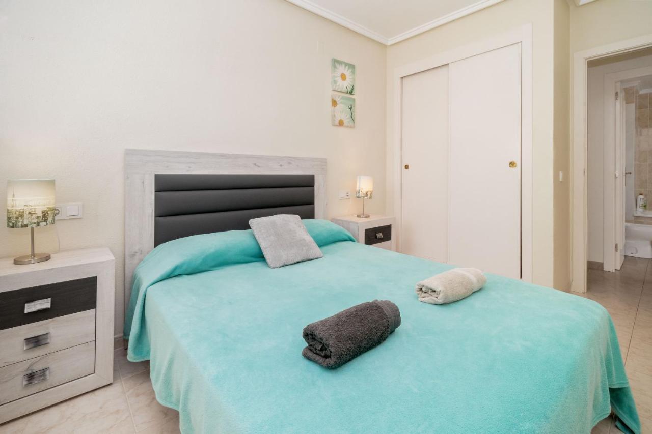 Pleamar Punta Prima Apartment ตอร์เรเวียคา ภายนอก รูปภาพ